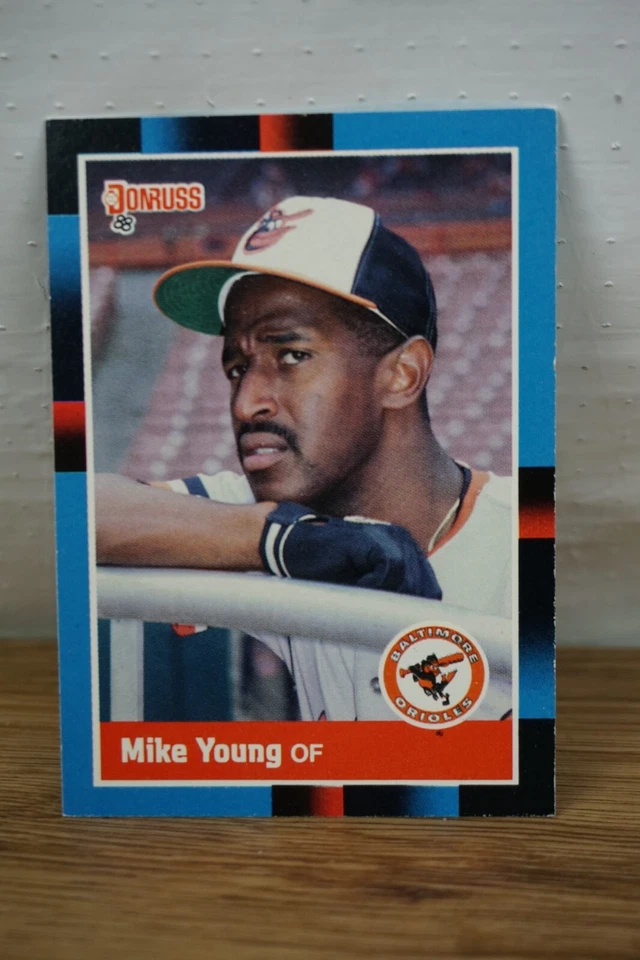 Donruss 88 Baseball Card Mike Young #396 ~~COMBINE SHIPPING~~ - Image 1 of 1