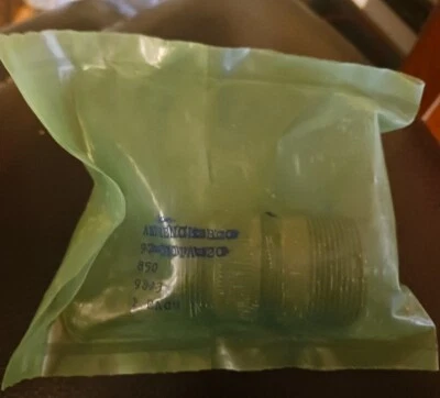 1 New Amphenol 97-3101A-20-2S Circular Shell Connector With 20-23S Insert - Image 1 of 4