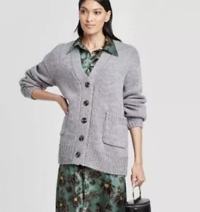 Cardigan donna nuovo che indossa grigio/oro con bottoni a sbuffo (piccolo) - Foto 1 di 4