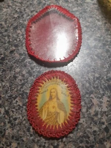 Vintage Apostleship of Prayer Sacred Heart Jesus Scapular In Case - Picture 1 of 12