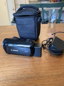 Canon Vixia HF R62 Camcorder 32GB Built-in memory 57x Advanced Zoom - Picture 1 of 2