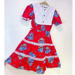 Union Made, Randi Tara Kids rotes Stufenkleid 10us, Landhauskern - Spitze/Baumwolle - Bild 1 von 11