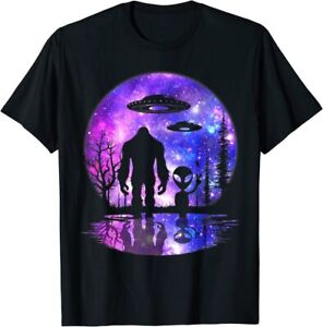 Alien Bigfoot Moon Sasquatch UFO extraterrestre Hommes Femmes T-Shirt