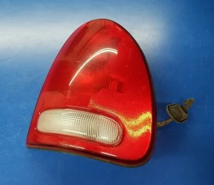 1998-2003 Dodge Durango Caravan RH Passenger Side Tail Light OEM. 4576362 - Bild 1 von 6