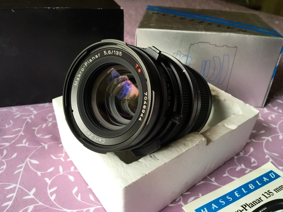 Helicoide Hasselblad Zeiss Makro Planar CF 135 f/5,6 T* y enfoque ideal para X2D100 Foto 1 de 4