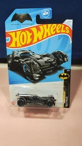 Hot Wheels Batman v Superman Batmobile Diecast 1:64 Scale Batman Series #1/5 New - Picture 1 of 2
