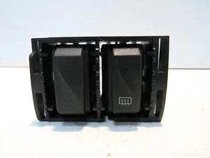 VAUXHALL VIVARO VAN 2014-18 HEATED REAR WINDOW SWITCH 93868044             R4611 - Picture 1 of 10