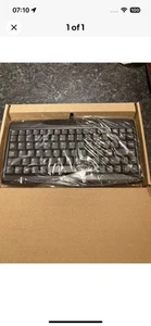 Mini kompakte USB Tastatur mit integriertem USB Hub. PSK 3000 Serie - Bild 1 von 2