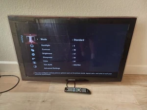 Samsung 40" Full Hd Lcd Tv LN40B650T1F - Picture 1 of 4