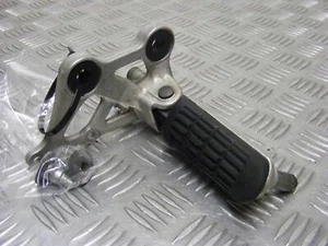 CBR1000F Footrest Hanger Right Riders Genuine Honda 1990-1992 A615 - Picture 1 of 3