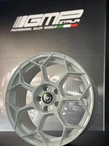 KIT 4 CERCHI LEGA LEXUS 8X18 ET 35 GMP RACEWAY BIANCO CORSA - Imagen 1 de 10