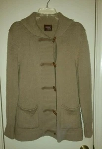 SUSAN ESS MEDIUM TAN TOGGLE SWEATER - Picture 1 of 3