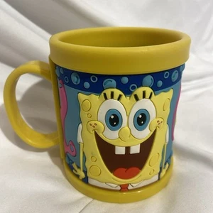 Tazza SpongeBob SquarePants in plastica gialla!! Viacom 2015 - Foto 1 di 9