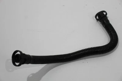 Manguera de tubo de ventilación de culata 078103223B Audi A4 8D B5 FL 2.8 V6 Foto 1 de 4