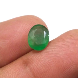 Maravillosa enorme piedra preciosa suelta de forma ovalada facetada esmeralda zambiana verde de 2,45 quilates - Imagen 1 de 9