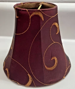 Piccola lampada vintage paralume oro tono rosso scuro ricamato vortice clip on - Foto 1 di 10