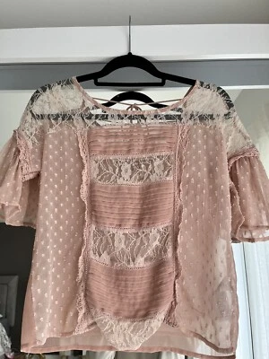 New look Top Pink Lace Size 8 - Image 1 of 4