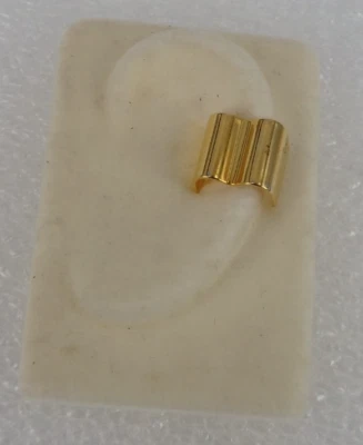 Neugablonz: Ohrklammer/Ohrclip um 1970er Jahre  (1161687) - Bild 1 von 4