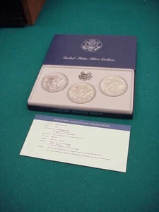 US mint silver dollars 1983 olympic 900 fine .86 troy ounce - Picture 1 of 4