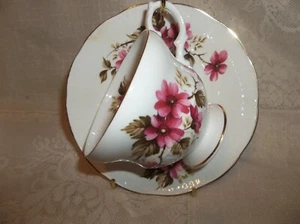 CUP & SAUCER SET ROYAL PATRICIAN MADE IN ENGLAND BONE CHINA - Picture 1 of 3