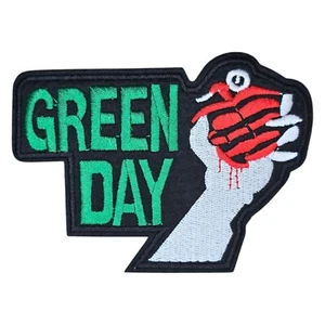 GREEN DAY ROCK BAND PERFORMER AMERICAN IDIOT MUSIC ALBUM LOGO IRON ON PATCH - Picture 1 of 2