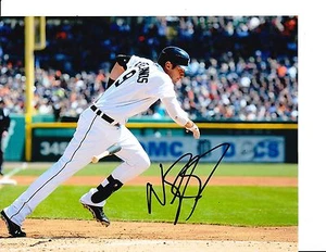DETROIT TIGERS NICK CASTELLANOS SIGNED BASE RUNNING 8X10 - Picture 1 of 1