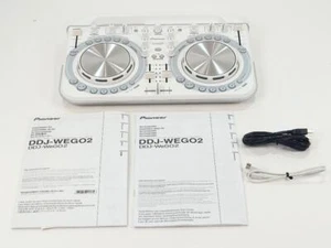 Pioneer DDJ-WeGo2-W DJ Controller Portable USB Powered Jog Wheel Illumination - Picture 1 of 6