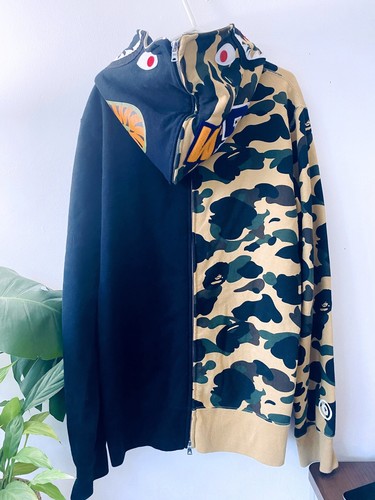 A BATHING APE (BAPE) Felpa con cappuccio BAPE A Bathing Camo Shark taglia XL made in Japan