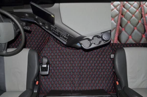 LKW Fußmatten Tunnelabdeckung  Schwarz/Rot passend für Volvo FH4 , FH5  ab 2013 - Bild 1 von 5