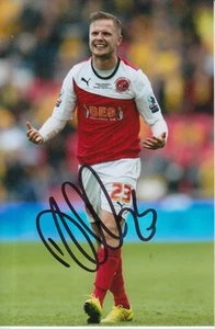 FLEETWOOD TOWN HAND SIGNED DAVID BALL 6X4 PHOTO 2. - Picture 1 of 1