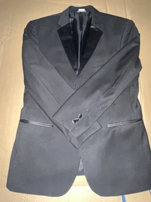 Traje Caravelli.     Traje Médium Color Oscuro. Foto 1 de 4