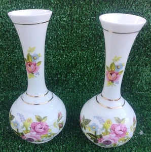 Paar passende Vintage Polly-Anna Blumen Knospen Vasen Fine Bone China 5,5" hoch - Bild 1 von 8