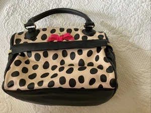 Betsy Johnson Polka Dot Lunch Box. With Pink Bow - Picture 1 of 4