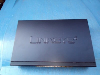 Linksys EF4116 16-Port 10/100 Ethernet Network Switch W/ Power Cable - Image 1 of 4