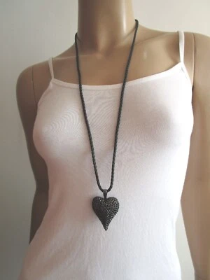 Damen Hals Kette Modekette lang Modeschmuck Band Strass Herz Silber Schwarz h61h - Bild 1 von 4