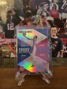 2020-21 Panini NBA Hoops Spark Plugs Holo DERRICK ROSE Detroit Pistons - Picture 1 of 2