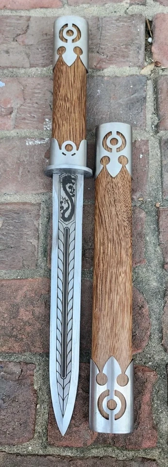 New 19" Japanese Tanto Fixed Blade Knife, 10" Fantasy Blade Steel Wood Handle - Image 1 of 4