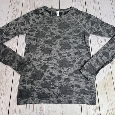 Camisa Atlética Athleta Manga Larga Estampado Floral Mujer Pequeña Gris Negra Camiseta Gimnasio Foto 1 de 4