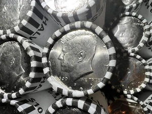 1 rollo - Rollos de medio dólar sin buscar 2024 P sellados sin circular - 20 monedas - Imagen 1 de 2