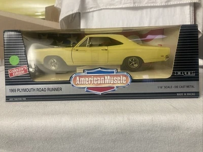 Plymouth Hemi Road Runner ERTL 1969 escala 1/18 fundido a presión Y2 amarillo Sunfire Foto 1 de 4
