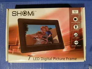 Shomi 7" LED Digital Picture Frame - Picture 1 of 3