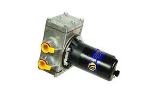 NEW JAGUAR XK120 XK140 XK150 MK2 SU SQUARE BODIED ELECTRONIC FUEL PUMP C9688/1EN - Picture 1 of 3