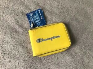 Cartera, billetera Champion vintage amarilla nueva con etiquetas