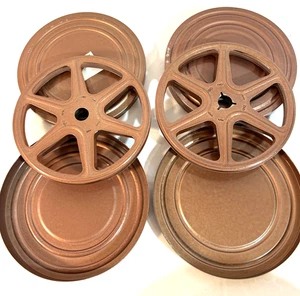 2 Proiettori Film Vintage 5" 8mm Vuoti Pellicola Metallo Bobina e Custodia Bronzo Oro - Foto 1 di 6