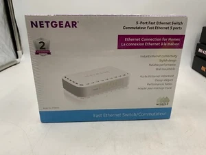 Netgear FS605 5-Port Ethernet Switch 10/100 Mbps In White - BRAND NEW !!!! - Picture 1 of 5