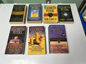 7 ELIZABETH PETERS AMELIA PEABODY PAPERBACK BOOKS - Picture 1 of 3