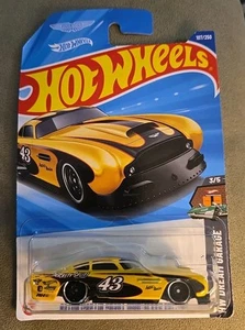 2025 Hot Wheels Dream Garage 3/5 Aston Martin D84GT High Speed Edition Yellow - Picture 1 of 4