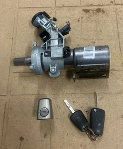 VAUXHALL CORSA D IGNITION BARREL/DOOR LOCK AND KEYSx2*2006-2014* - Picture 1 of 4