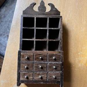 VINTAGE CHADWICK-MILLER #93018 HANDMADE MINIATURE WOODEN DOLL HOUSE 8” tall - Picture 1 of 9