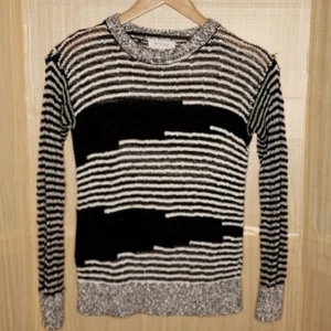 Two By Vince Camuto Womens Black White Stripe Textured Sweater XS - Picture 1 of 6